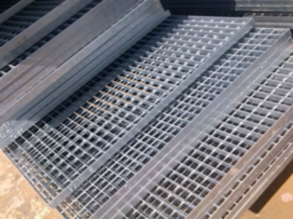 1677293442178371.jpg 1668218919433567.jpg